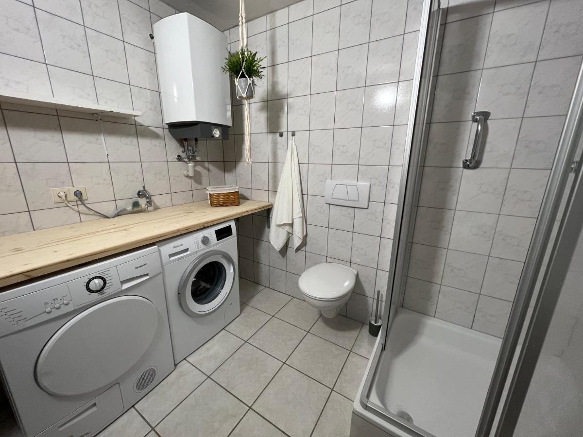 Modernes Haus Fuer 7 Gaeste 90M2 Tv Netflix Wlan Momlingen Exteriör bild